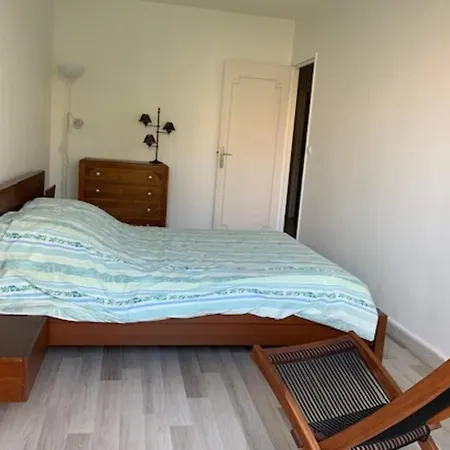 Spacious Cocoon Near The Place De La Nation Apartman *